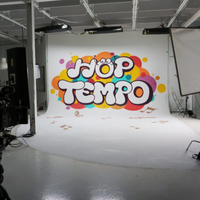 Décoration du plateau TV de l'émission Hop Tempo